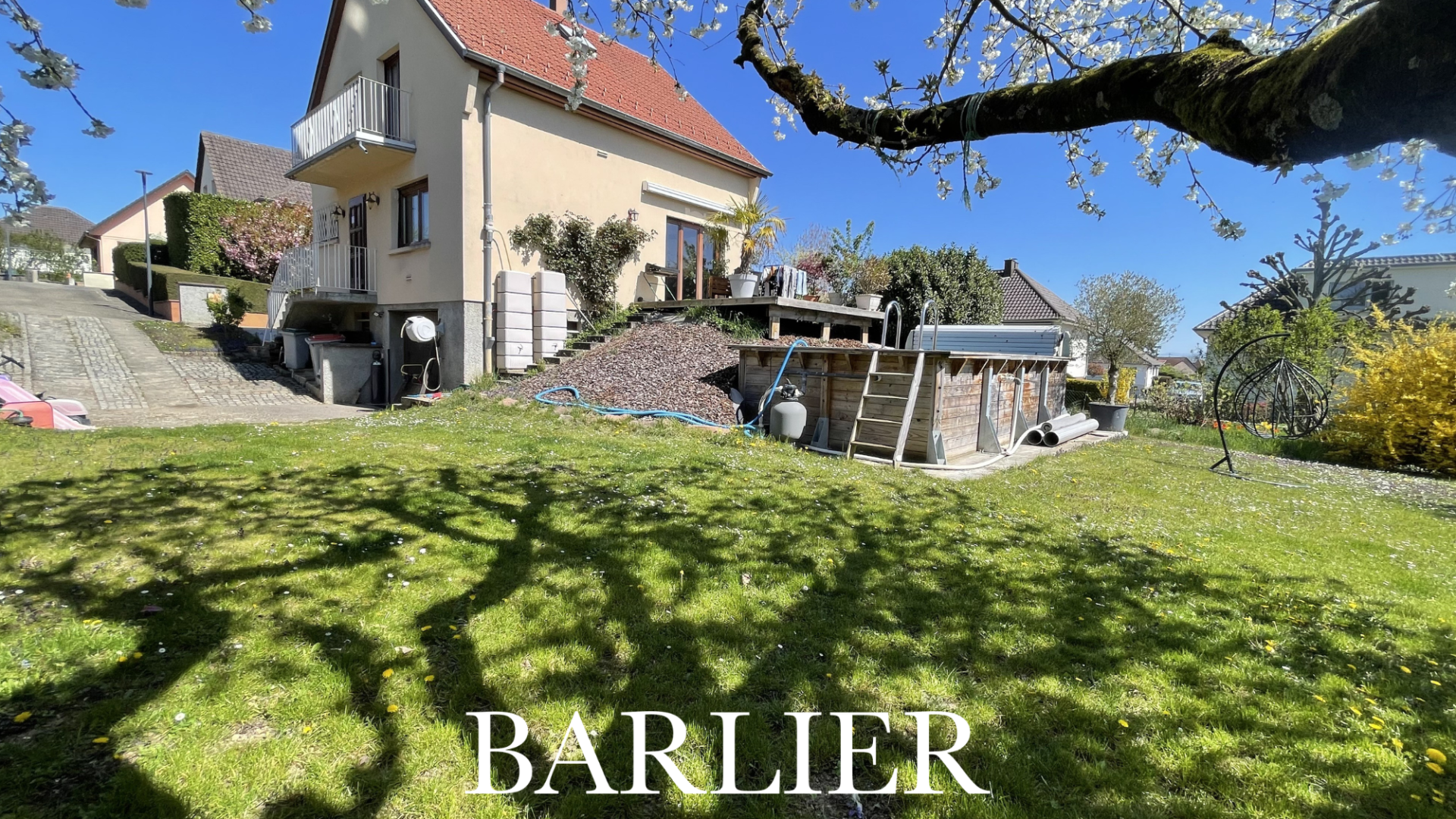 Maison familiale au calme   3/4 chambres, jardin, piscine et terrasse Sud   Breuschwickersheim